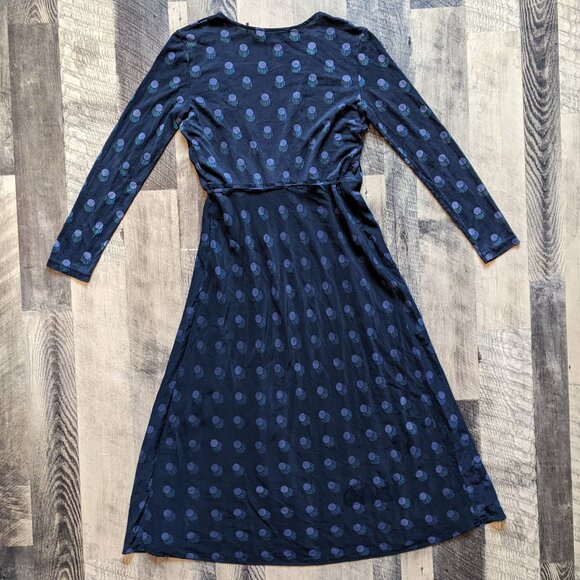 Elegant Navy Blue Polka Dot Dress - Picture 2 of 7
